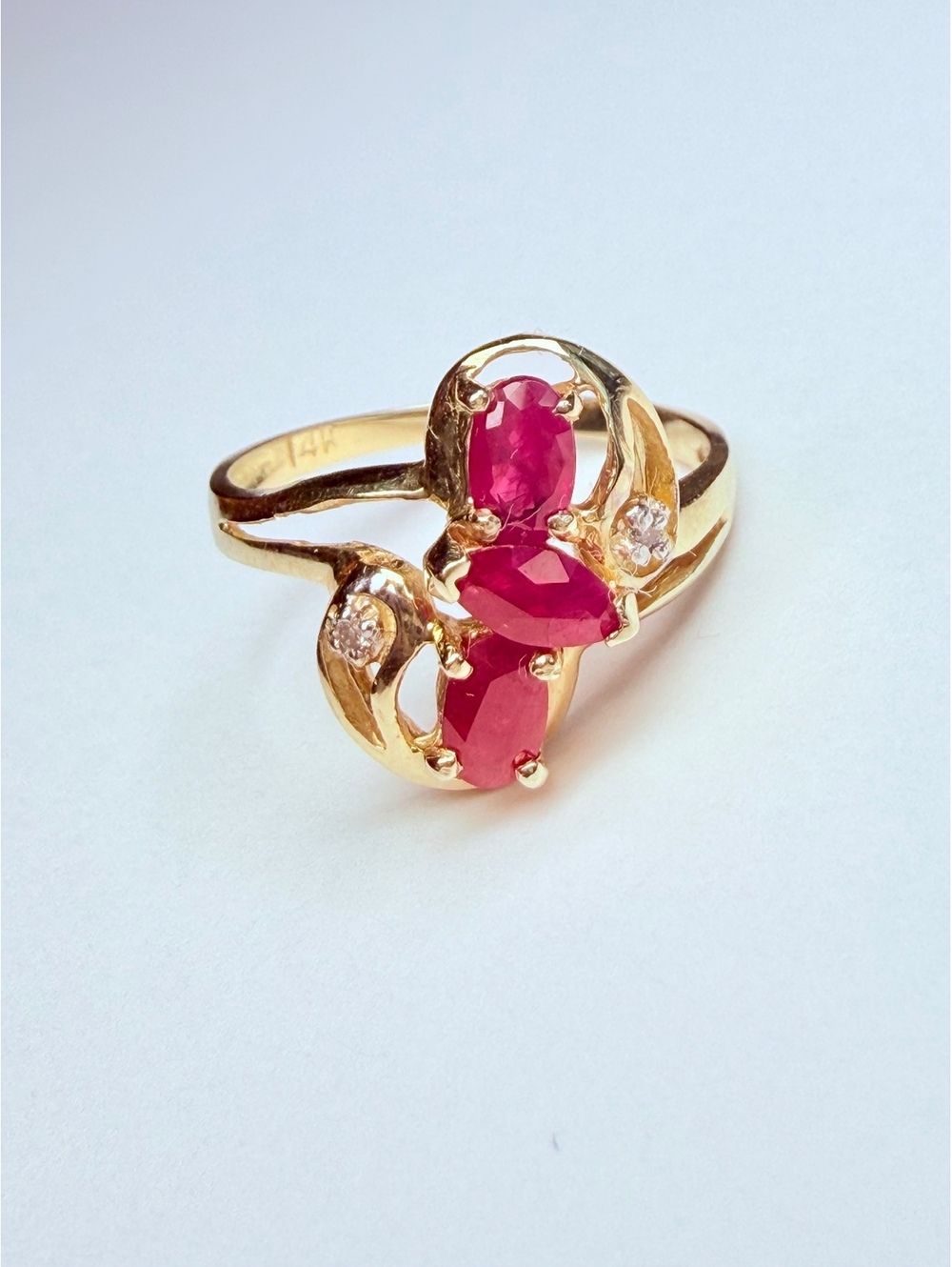 14K Solid Gold Ruby & Diamond Modernist Free Form Trinity Trilogy MCM VTG Ring